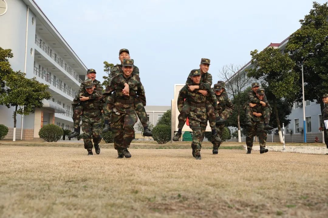 首批住连心理教官，上岗啦！