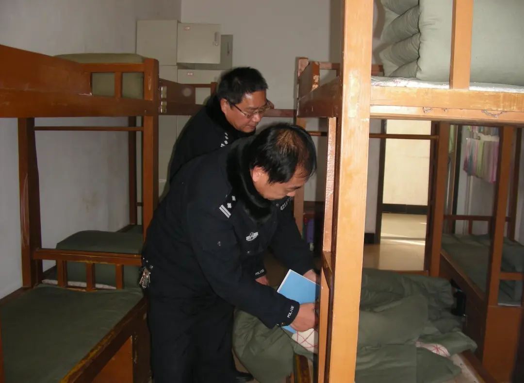 透过一组组“时间”的对比照，感受湖北司法行政戒毒事业变迁