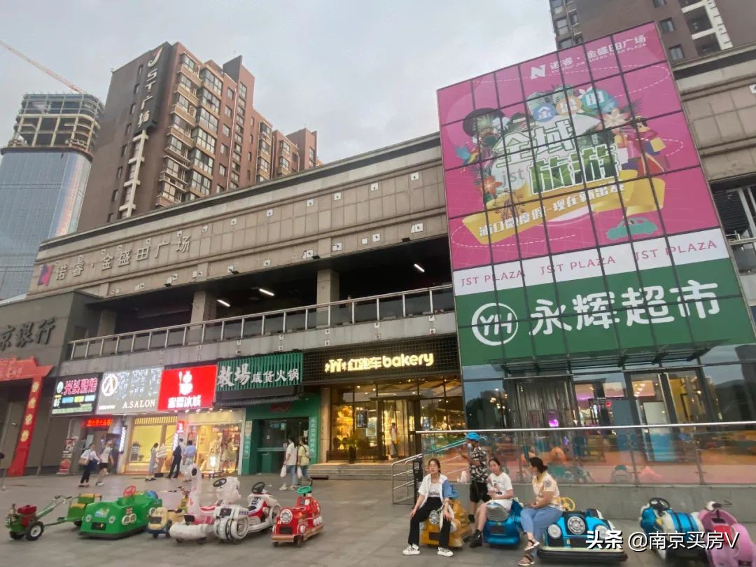 开业半年，来自江北虹悦城的降维打击