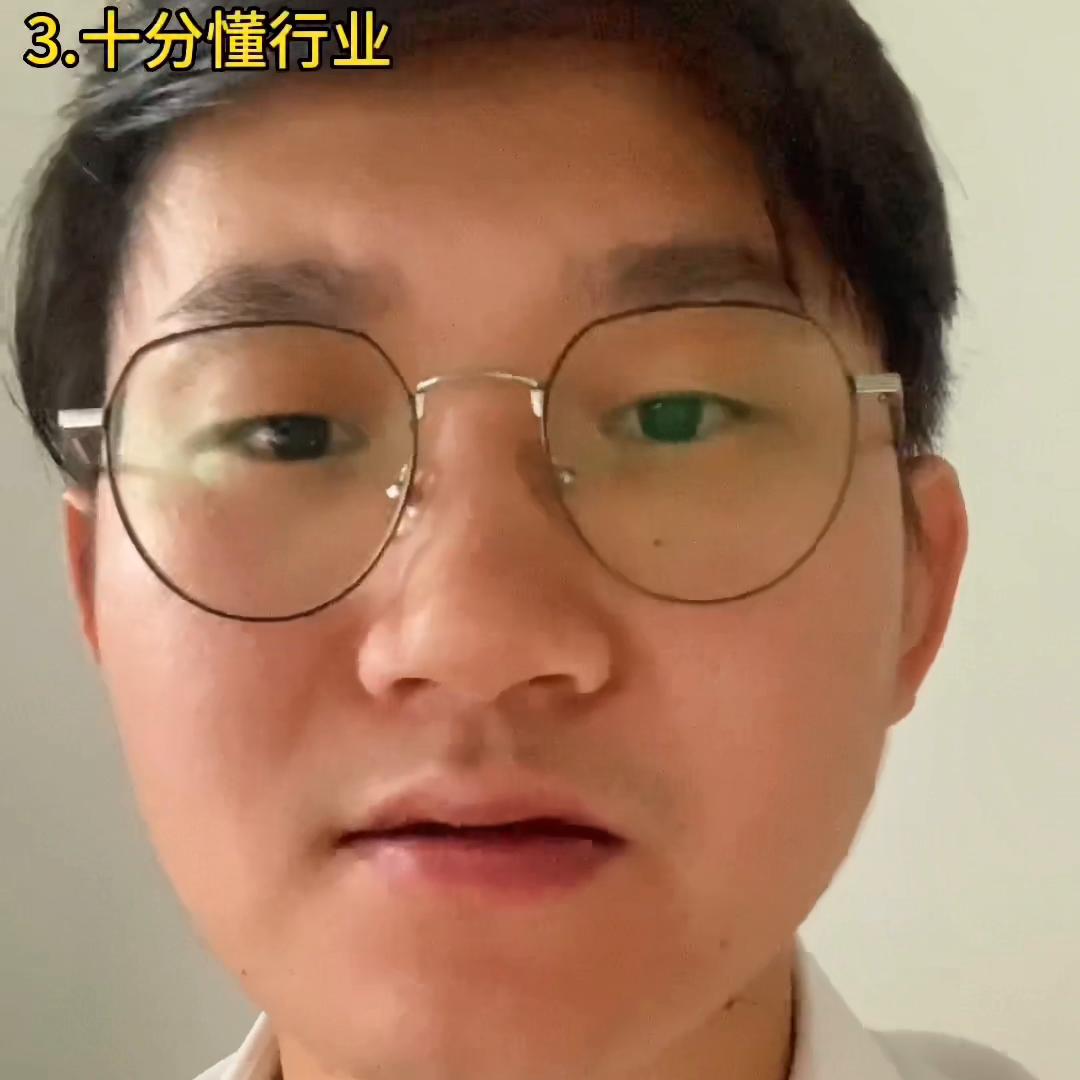 小伙在上海开咖啡店,男子开咖啡馆日入0元