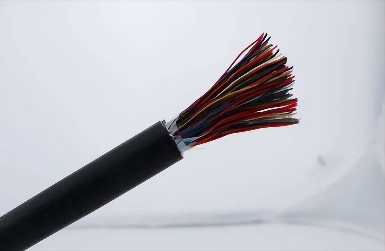 光缆损失百万怎么办,光缆一断损失百万是什么意思