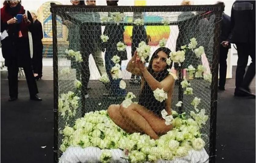 缇庨櫌瀛︾敓浣滀笟,缇庨櫌瀛︾敓鍦伴搧鐖