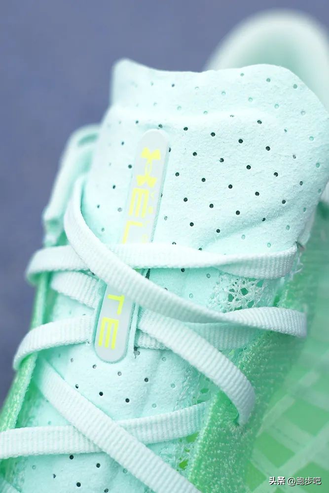 uaflowvelocitise璺戦瀷,uaflowelite璺戦瀷