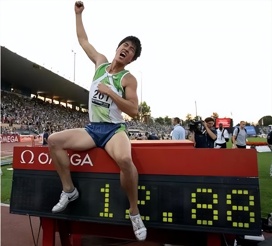 亚洲飞人刘翔现在干什么,现在才知道刘翔当年有多厉害