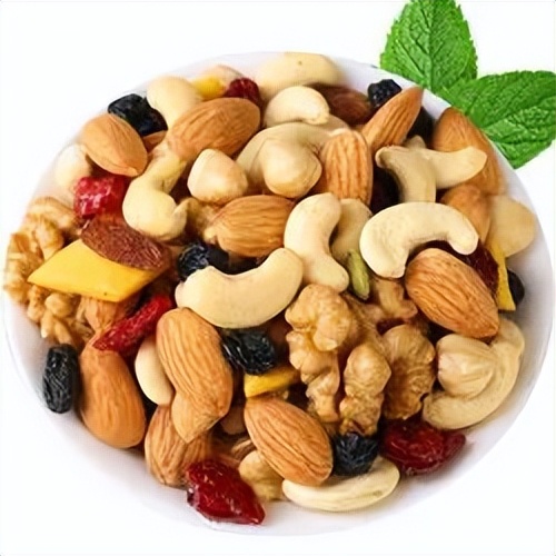 冬季皮肤干燥起皮有纹,皮肤干燥起蛇皮纹