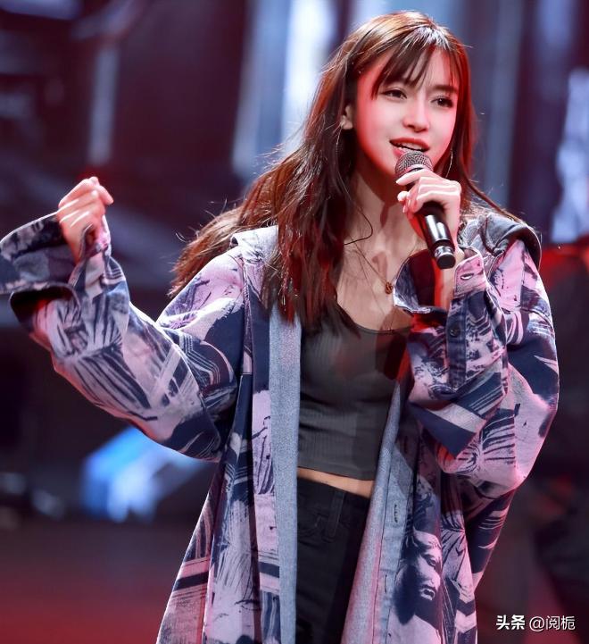 离婚不到一年，吃完黄晓明“红利”的杨颖，又回到了她的“怪圈”