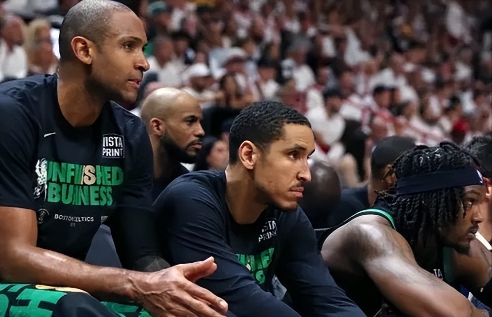 凯尔特人输球皮尔斯,凯尔特人大胜4-1淘汰热火比分