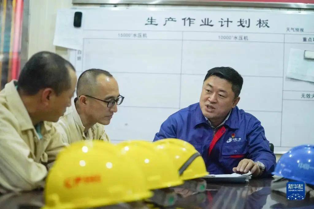 二十大代表风采丨是*产党共**员，是打铁的人，更是“铁打的”人