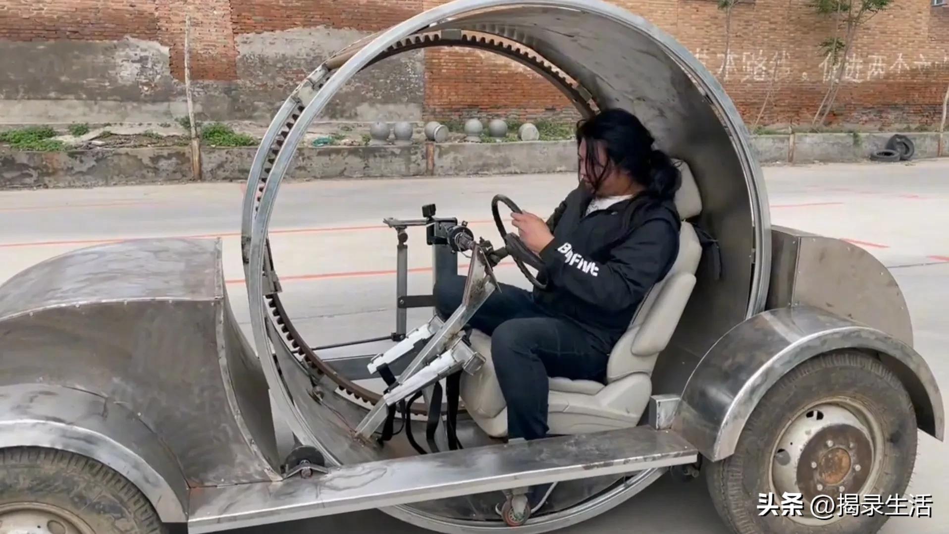 小伙30岁了还“不务正业”，靠无用发明走红，高调做事低调做人