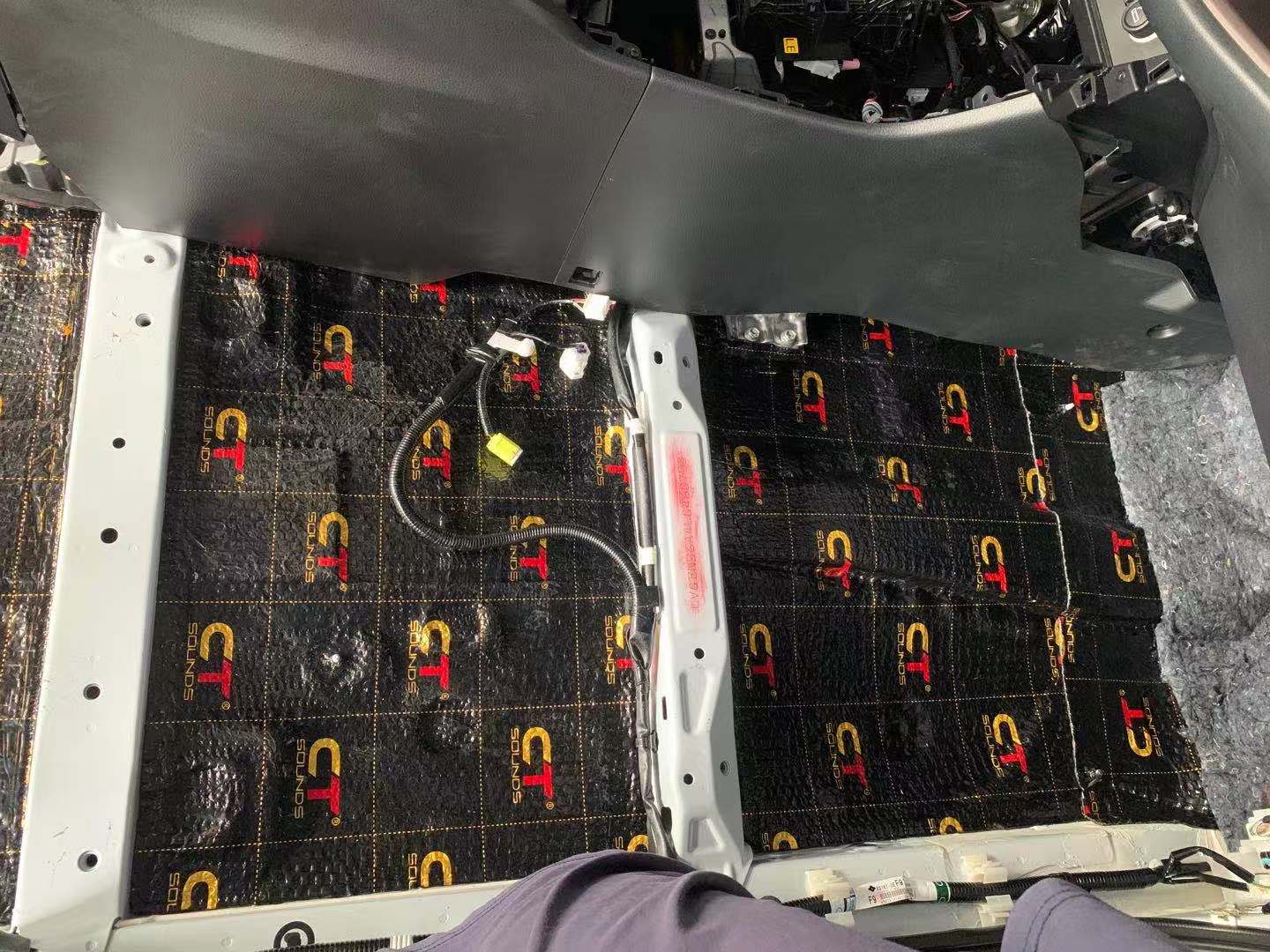 新款汉兰达风噪和胎噪大怎么解决,丰田汉兰达原始隔音