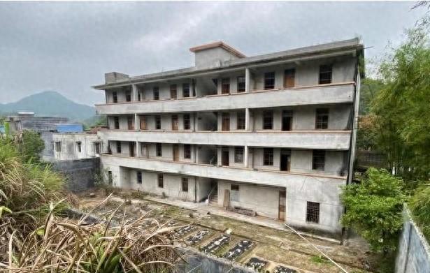 1053万！韶关新丰县一整栋银行放出来的房子，终于有买家了