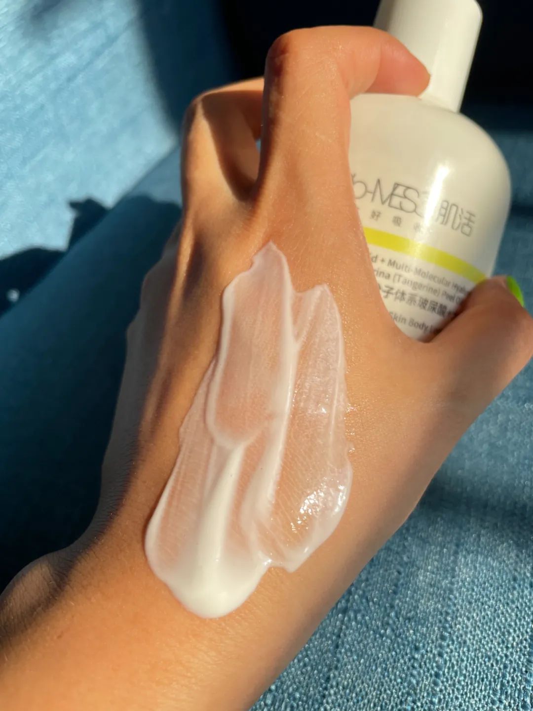 暑假一个月黄黑皮如何美白,天生黑皮的美白项目