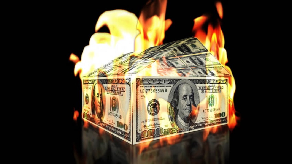 32万亿或将撤退，或将引爆美国债务*弹核**，中国人提前撤离美国楼市