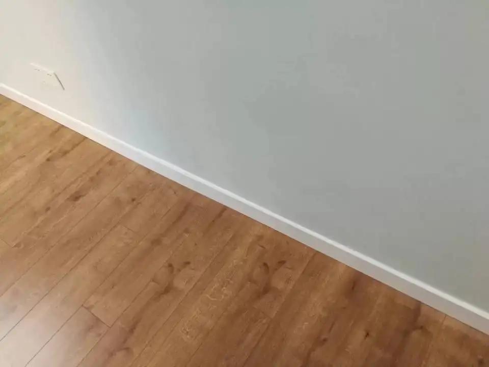 踢脚线如何选择比较实用,踢脚线怎么选才不会被坑