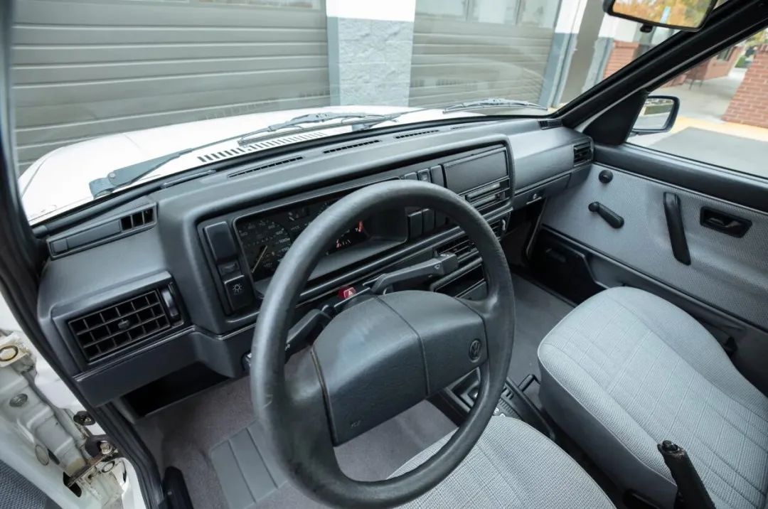 国内少见1989款双门大众捷达