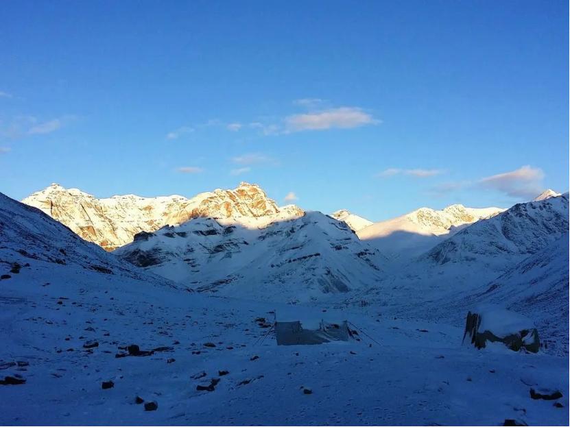 西藏冈仁波齐峰登顶,冈仁波齐峰为什么是世界第一神山