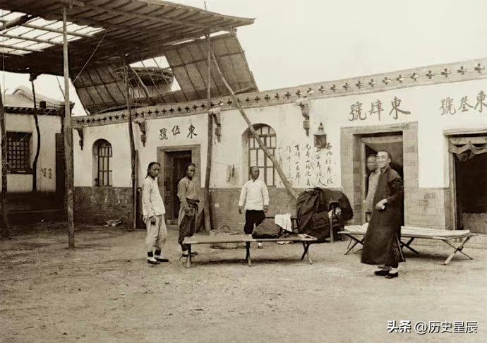 【晚清*楼青**旧影】*楼青**女媚态百出，丰乳肥臀，风情难挡！