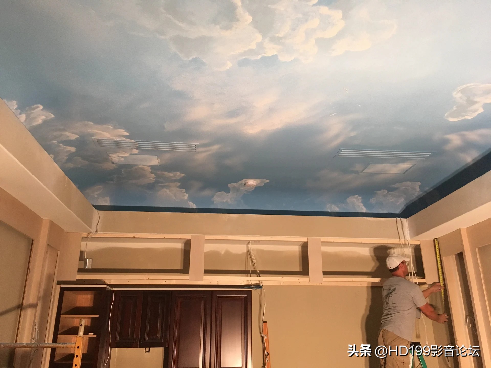 2022年5月AVS论坛最佳影音室案例-美国“土豪”的车库房中房