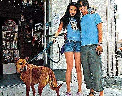 港台女星莫文蔚,朱茵莫文蔚分手了吗