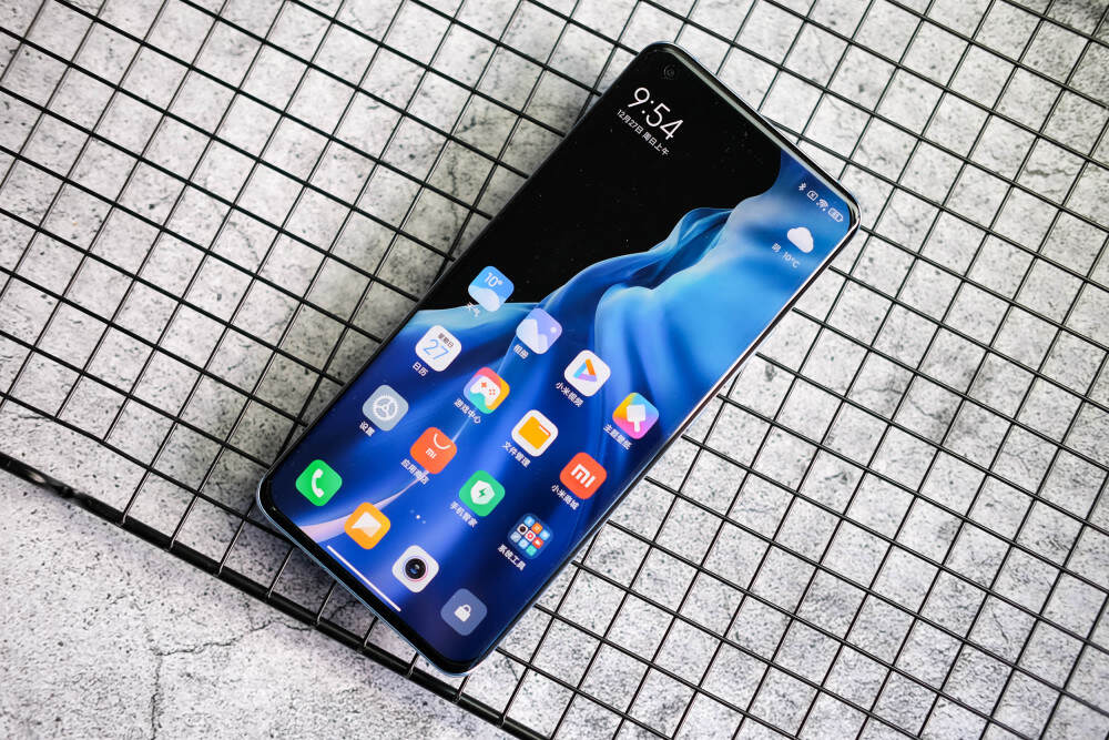 苹果iphone14pro对比小米11,iphone14pro和小米11大小