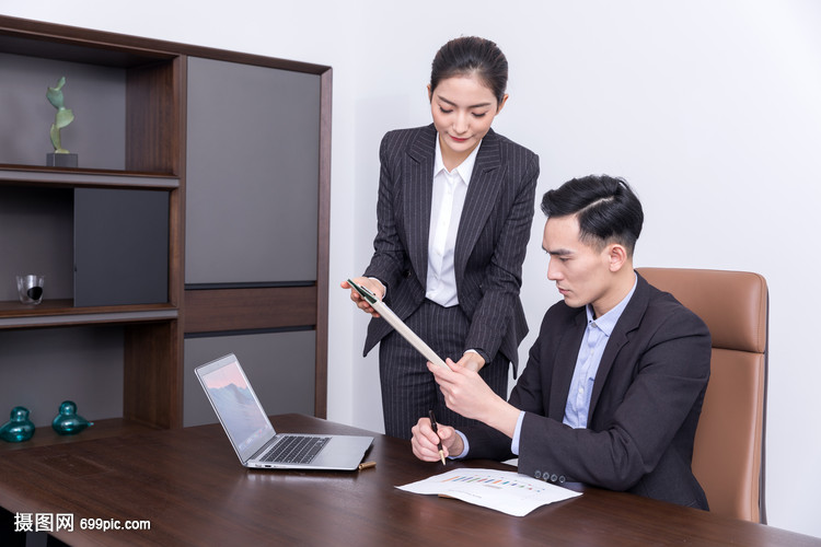 商务英语写作能力培养与思考,商务英语专业简介及培养目标