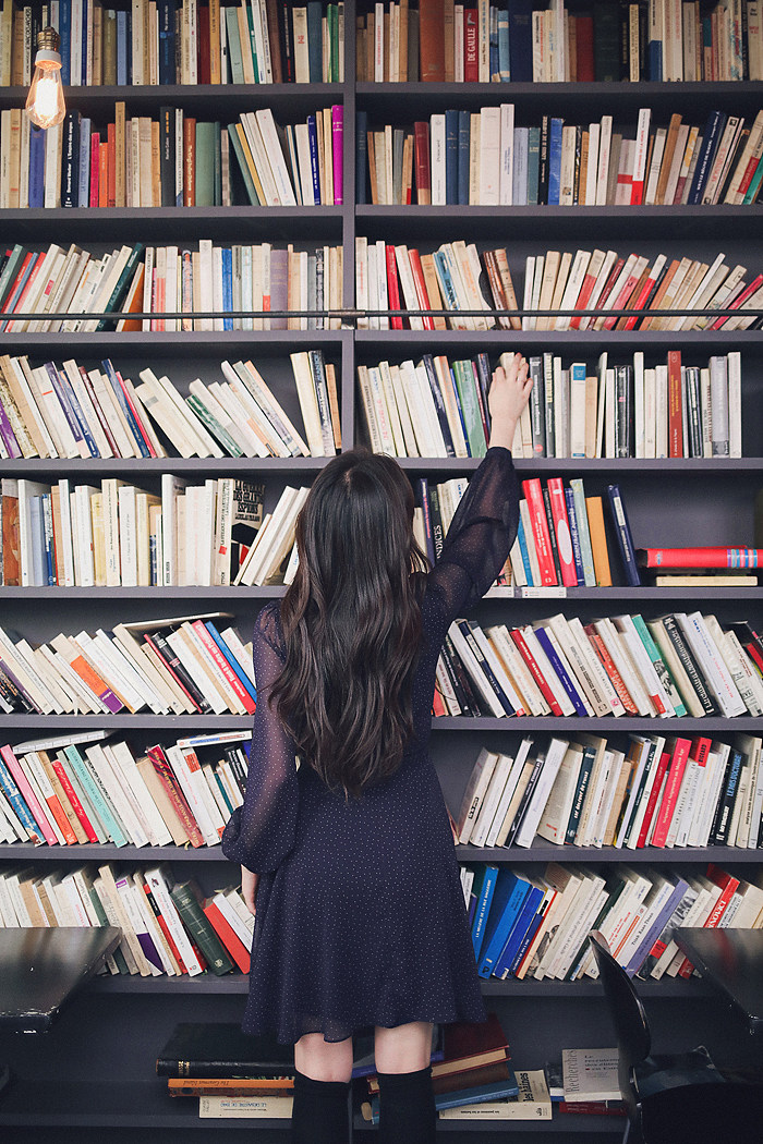 靠信息差赚钱,靠信息差赚钱的故事