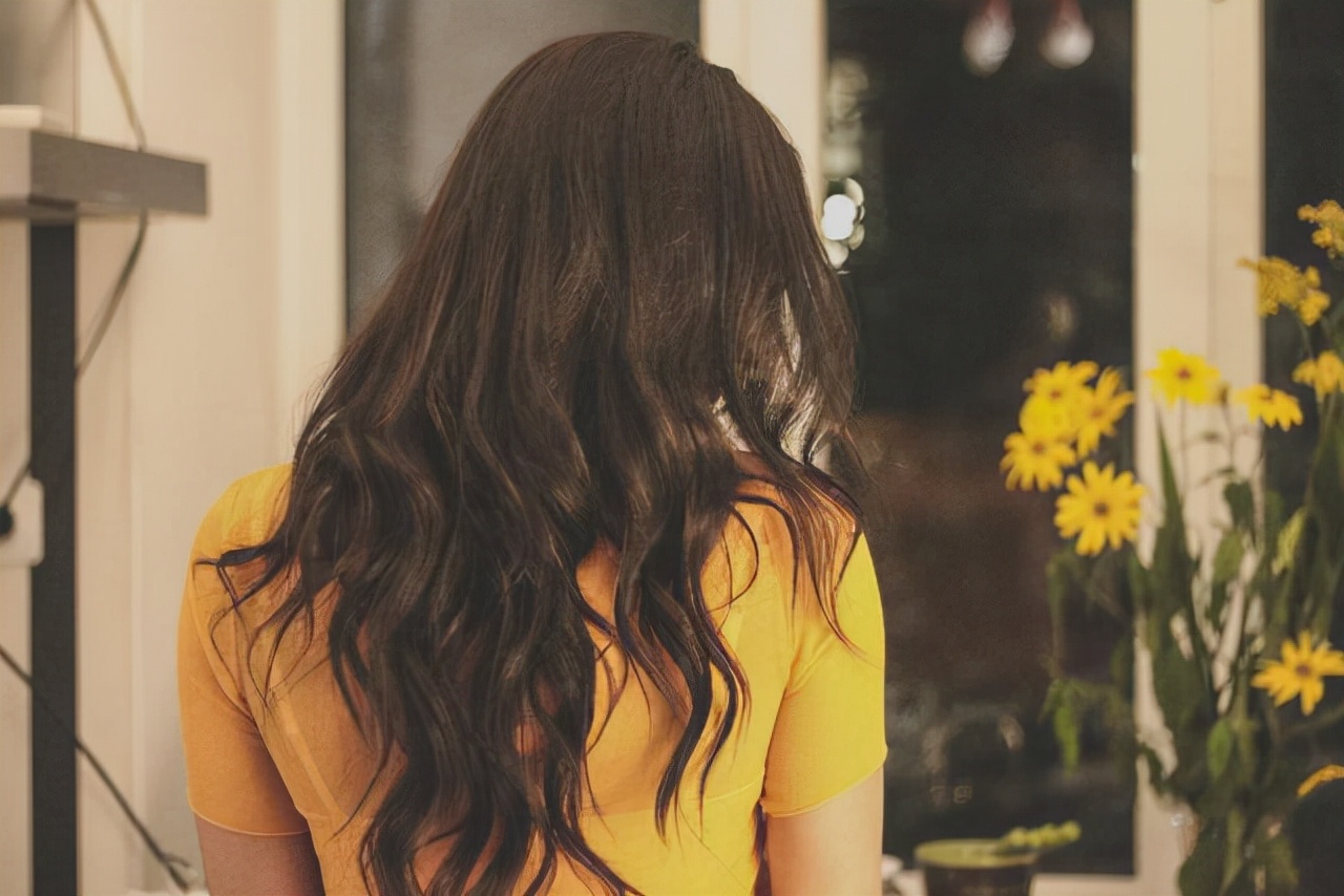 当男人真的生气不理你时，这样“哄”，会让他越来越依赖你