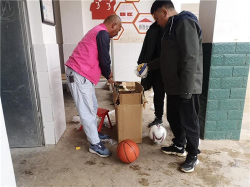 为中国足球梦想助力,为农村孩子筑梦爱心公益活动