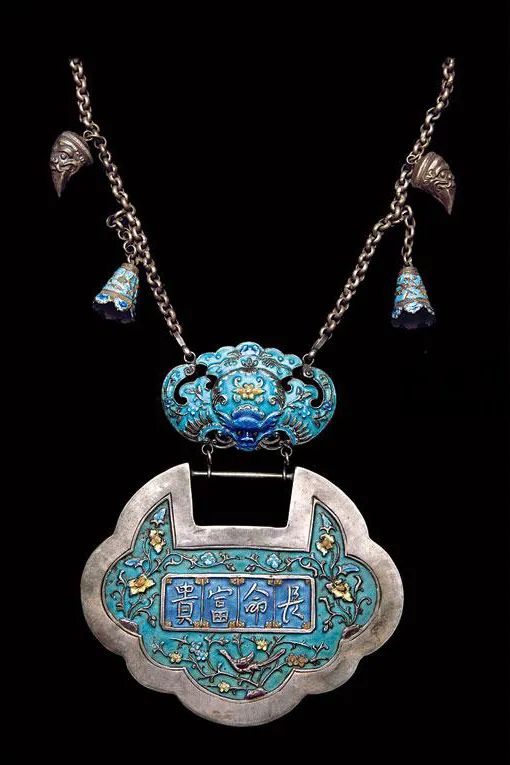 御守和护身符有什么区别,御守和佛教冲突吗