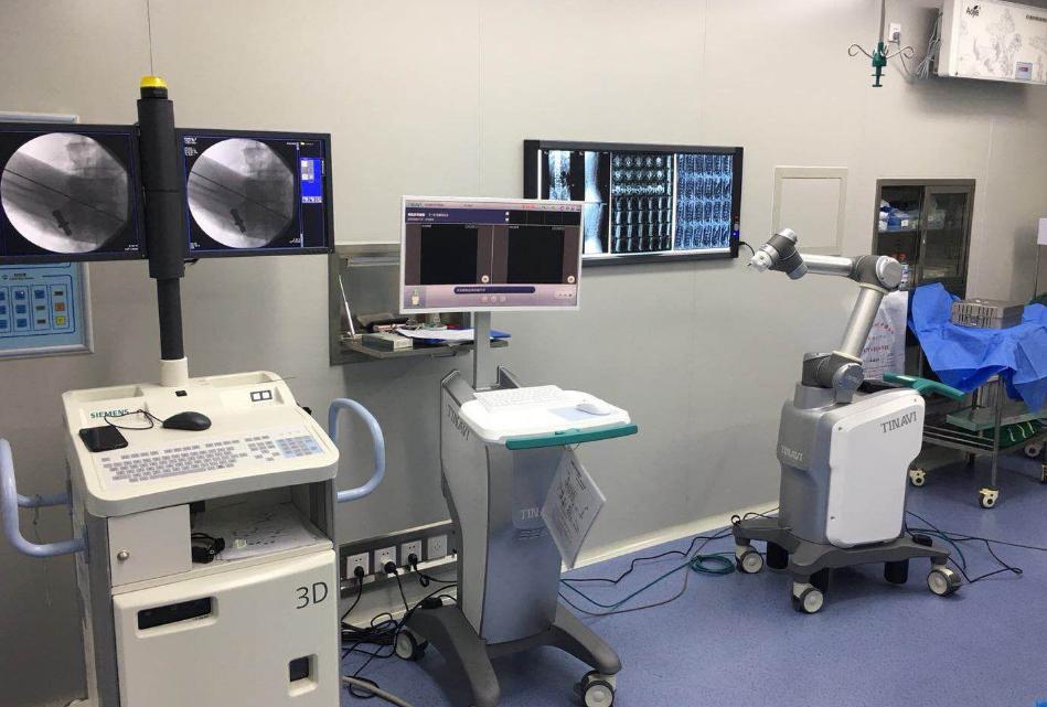 股骨颈骨折矫正仪器,骨科机器人好用吗