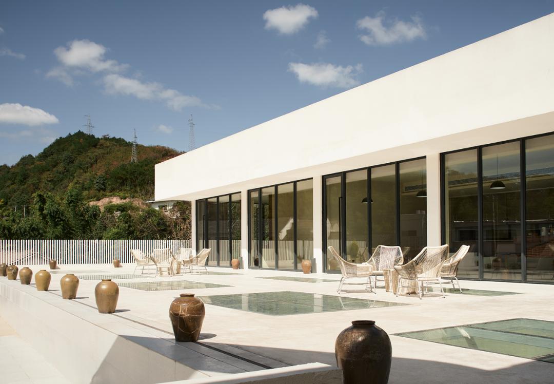 适合夏天避暑的地方民宿,贵阳市包吃住避暑酒店