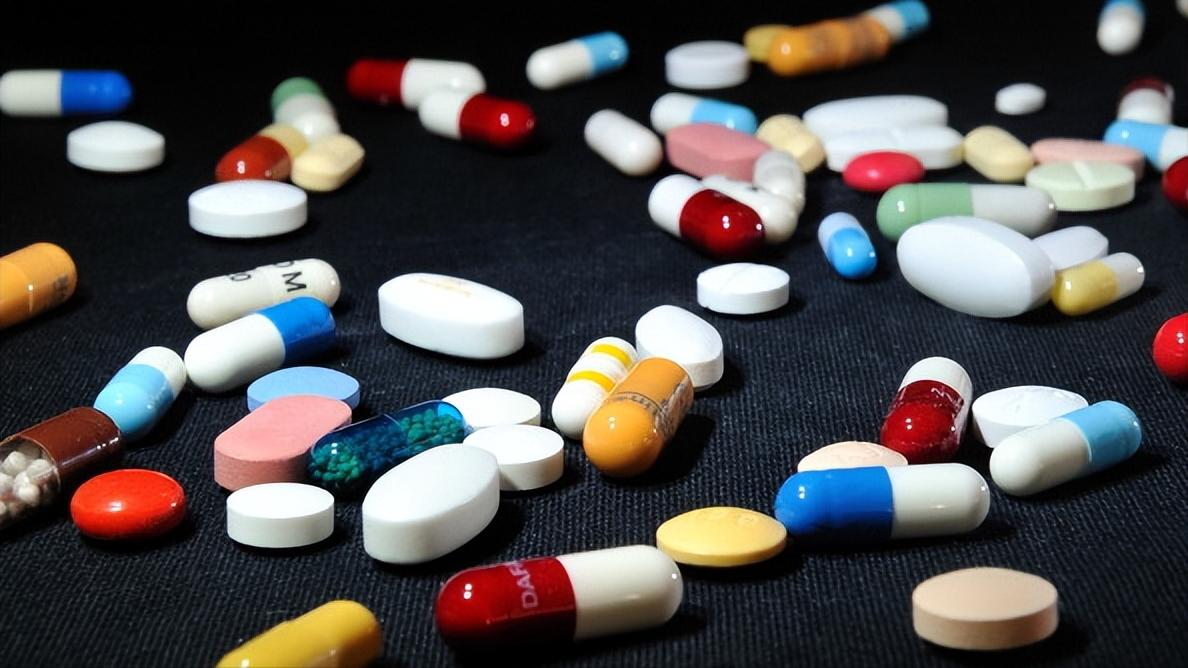 直肠癌的4个身体暗示需要警惕,直肠癌多半是拖出来的