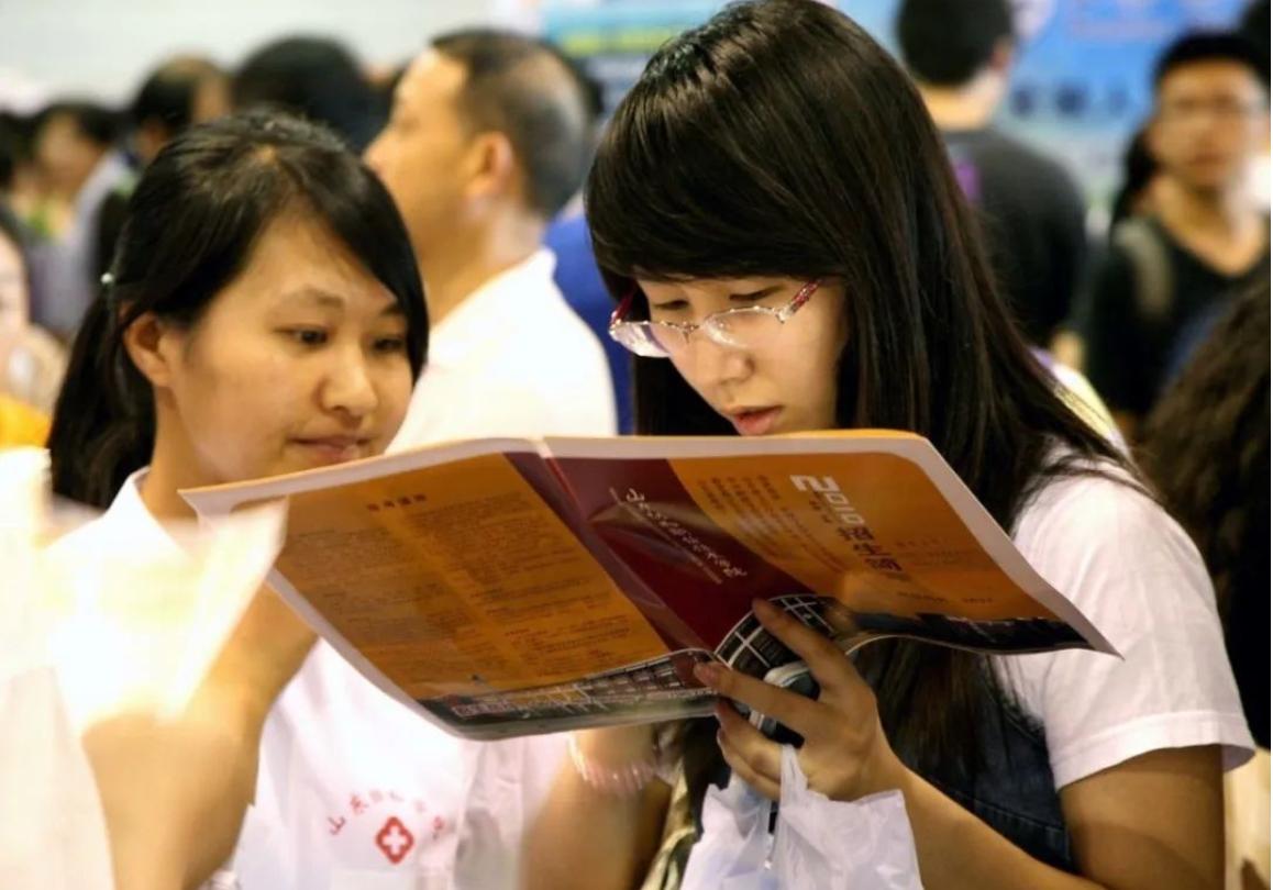 本科毕业就业率高的十大专业,本科毕业生10大高薪专业