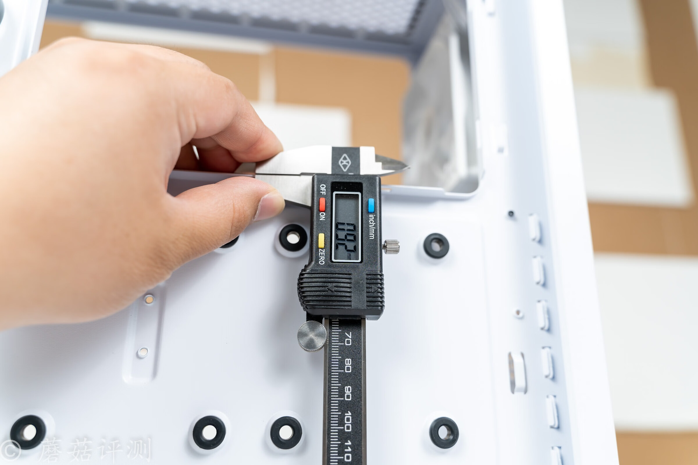 安钛克性价比最好的机箱,散热好不积灰的机箱