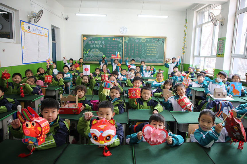 兰州开学仪式感拉满,河北保定开学仪式感