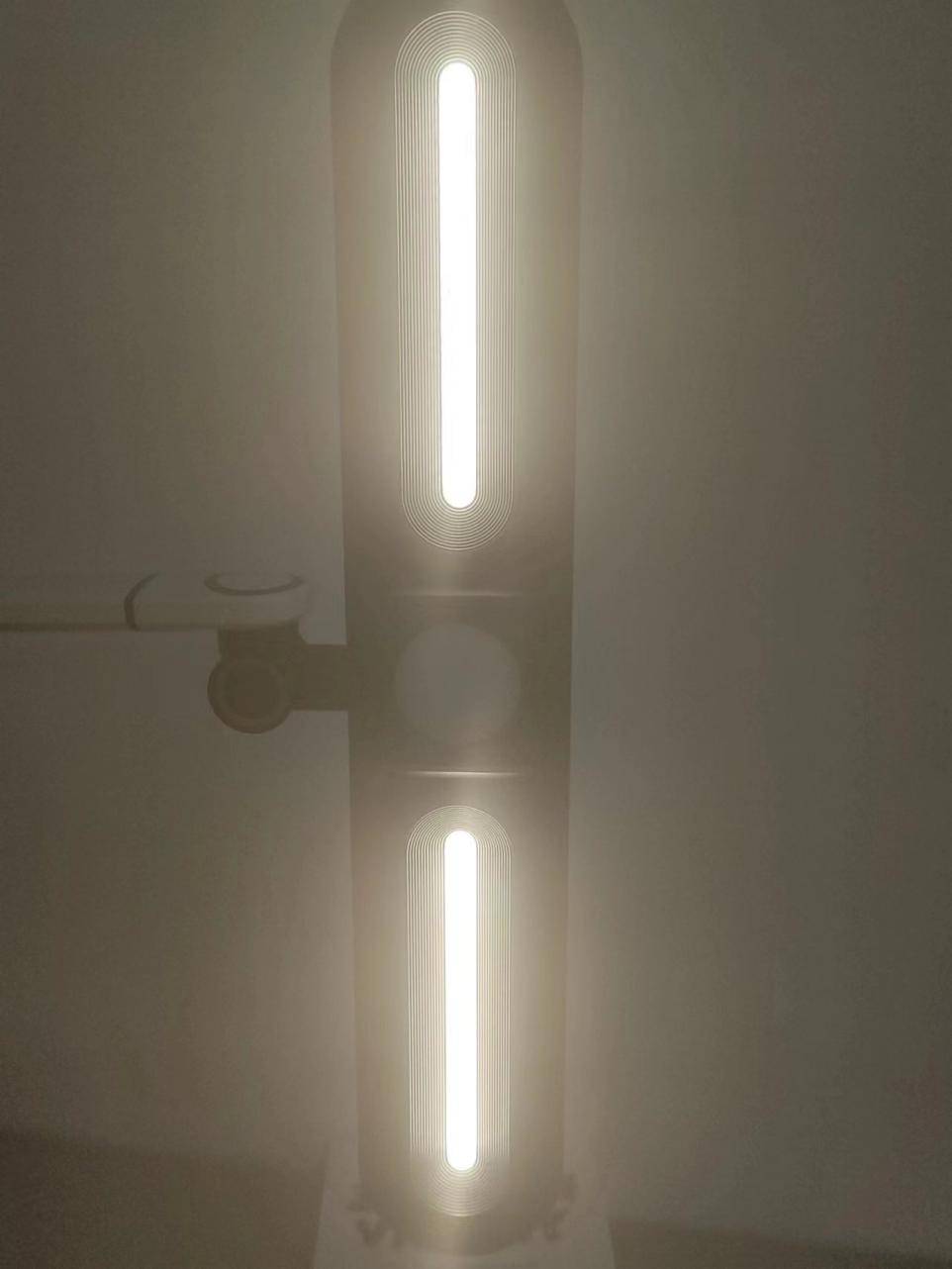 欧普雷士飞利浦护眼台灯对比,台灯飞利浦欧普雷士