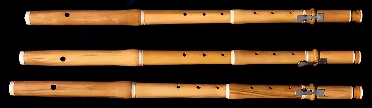 萨克斯金属和木笛哪个好吹,金属笛子与竹笛的区别