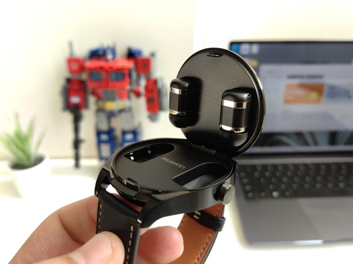 华为手表耳机watchbuds实用性,华为watchbuds耳机佩戴