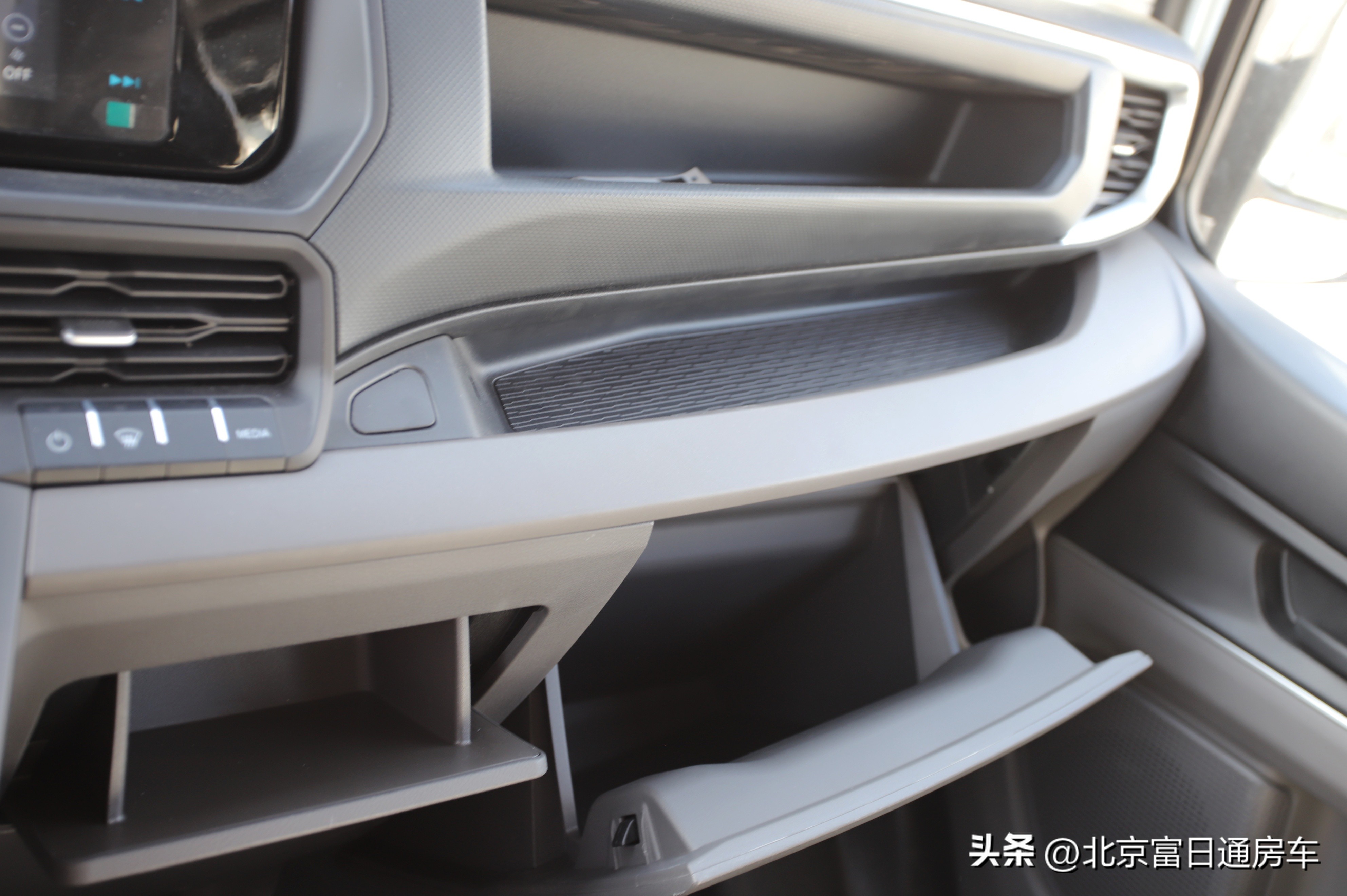 石家庄福特全顺2023款短轴低顶5座,福特全顺2023款车主真实体验