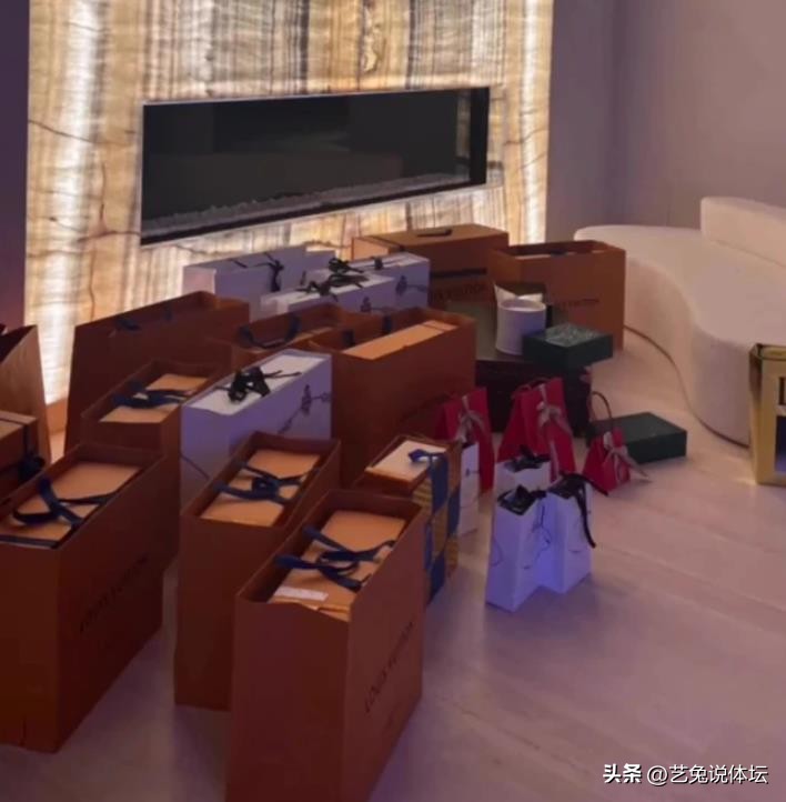 梅西体坛历史第一人超过乔丹,史上十大伟大运动员梅西