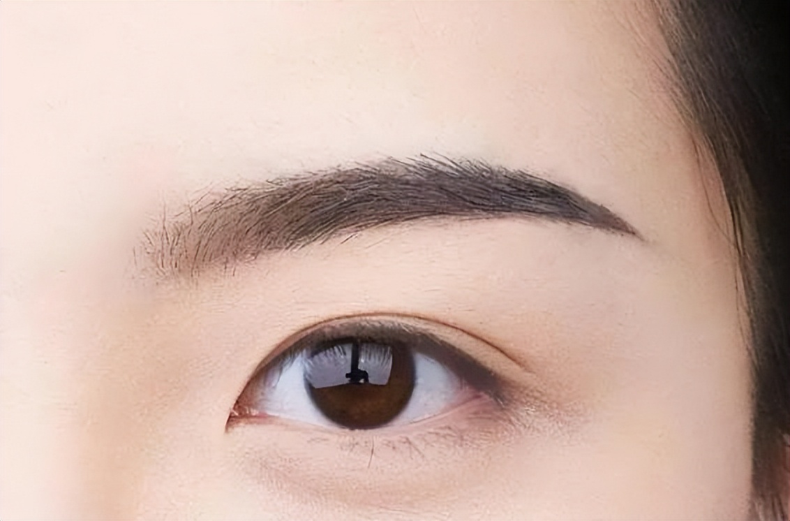 男性过了50岁眉毛变长意味着什么,中年人眉毛变长代表什么