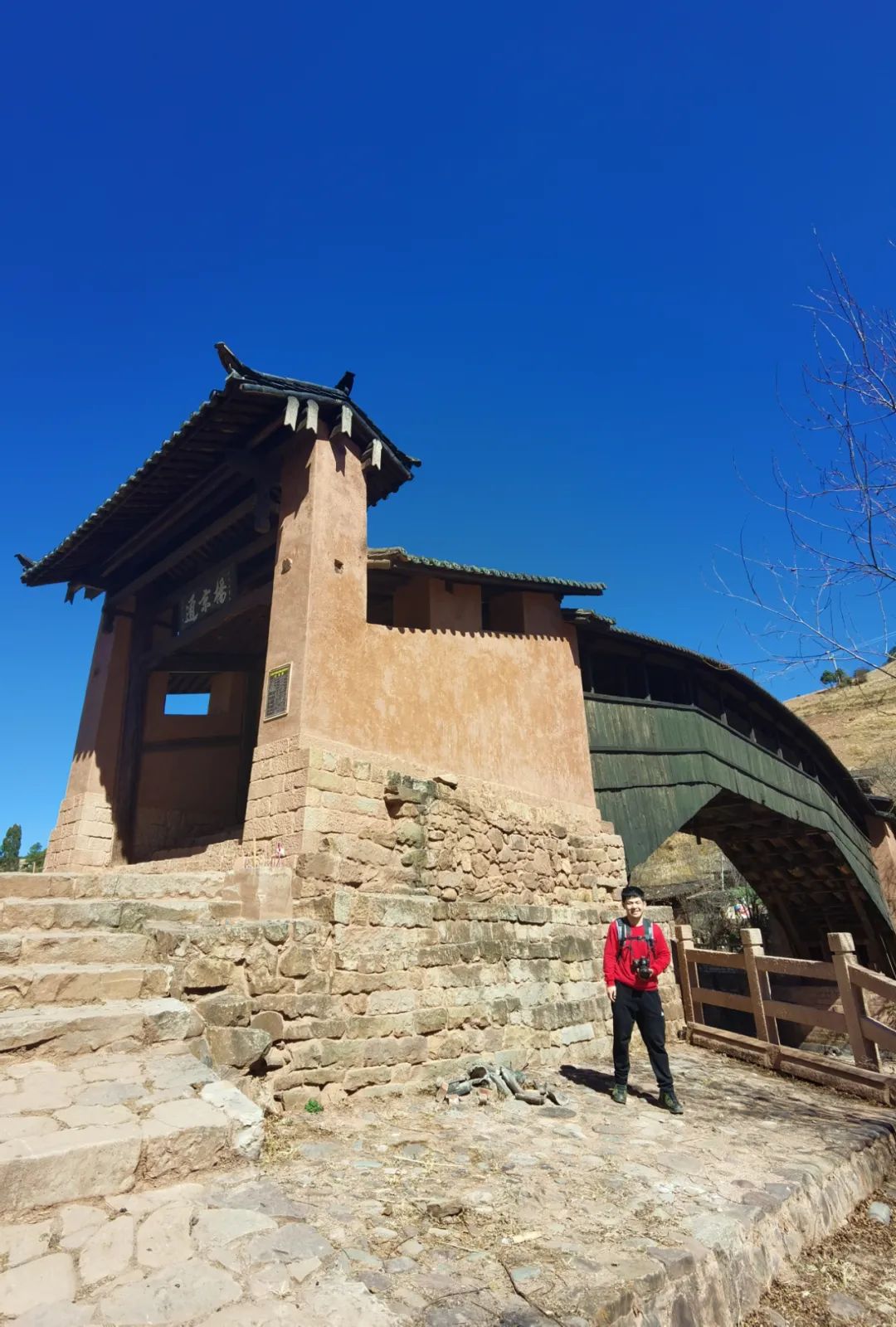 历史地理学博士，8次骑行入藏，走过中国333个地级市1800个县区