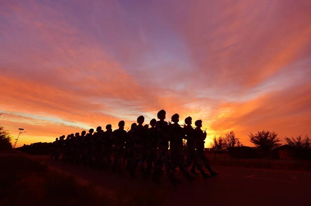 【起床号】2月6日，早安！歌曲《永远的忠诚》