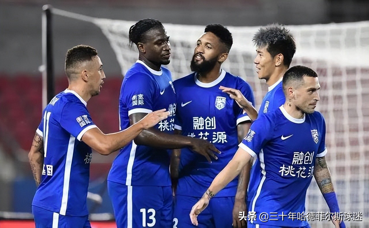 武汉三镇大胜上海申花,武汉三镇5-0大胜河北队