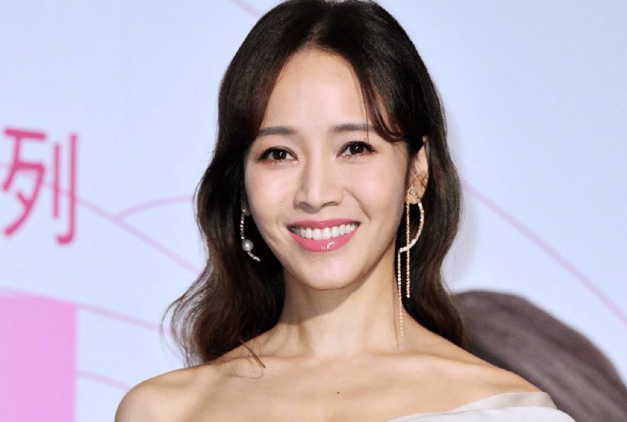 昆凌和侯佩岑最新消息,昆凌一句话曝光周杰伦侯佩岑关系