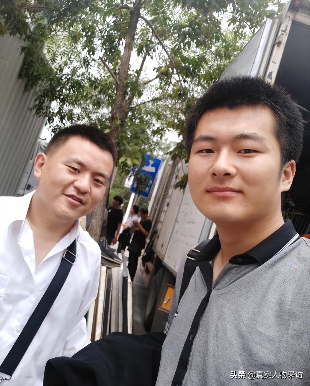 我，90后，为逃离原生家庭患上梦游症，如今当游泳教练被孩子喜欢