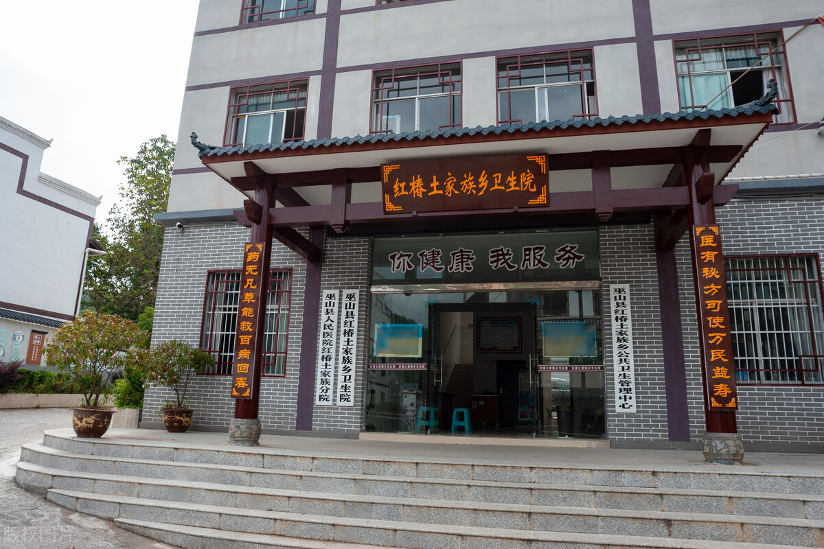 精神病院的病人告诉医生，大夫精神需要治疗