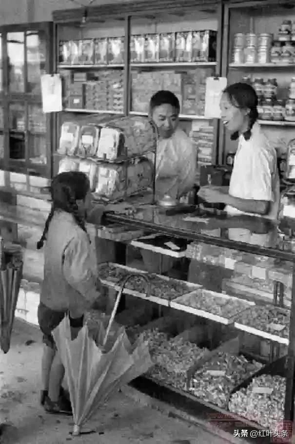 难忘的“票证”购物年代.孔令哲