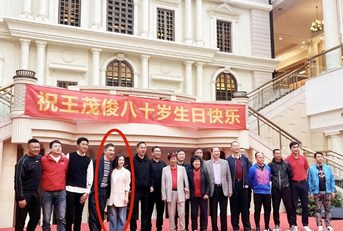 英雄盛典颁奖典礼,英雄大会明星演唱会