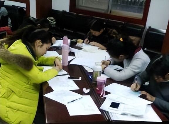 濡備綍鍒跺畾浼佷笟钀ラ攢鎻愬崌鍩硅鏂规,浼佷笟钀ラ攢绠$悊鎻愬崌鍩硅璁″垝